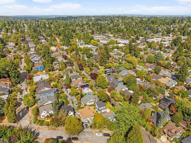 1920 NE Naomi Place, Seattle, WA 98115
