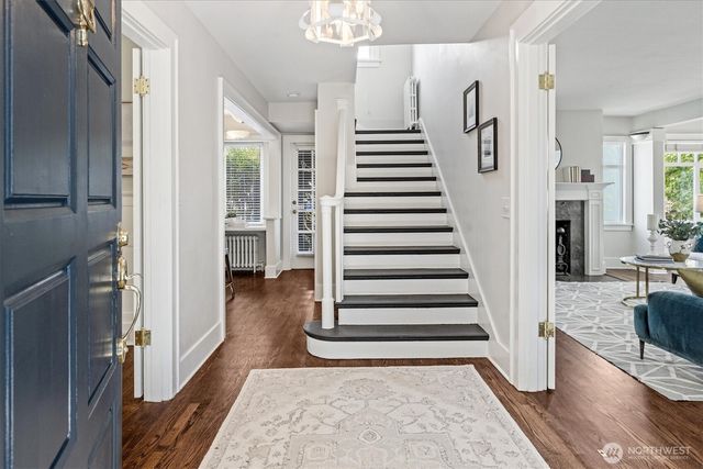 1920 NE Naomi Place, Seattle, WA 98115