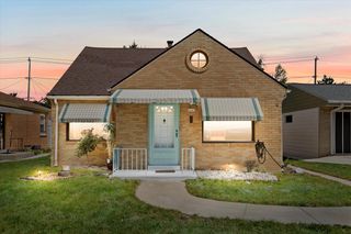 6242 W Leon TERRACE, Milwaukee, WI 53218