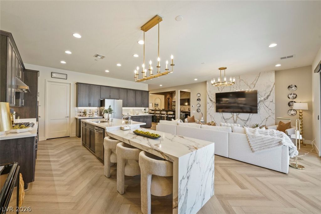 9306 Sierra De Luna Court, Las Vegas, NV 89139 — exterior