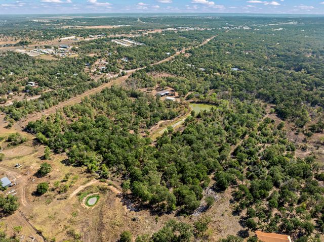 454 Leisure LN, Cedar Creek, TX 78612