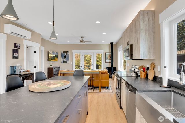 1316 San Juan Drive, Friday Harbor, WA 98250