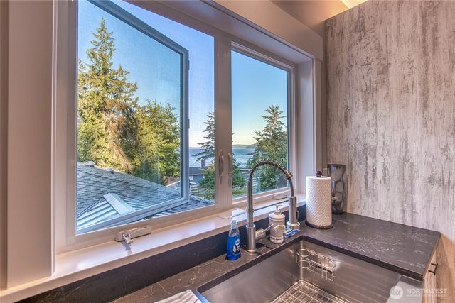 1316 San Juan Drive, Friday Harbor, WA 98250