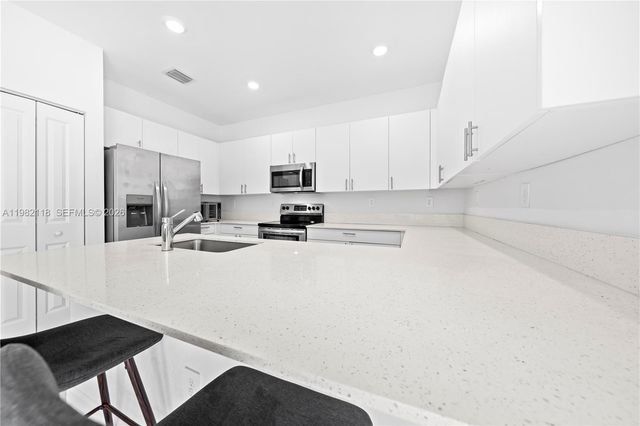 11782 SW 246th Ln, Homestead, FL 33032