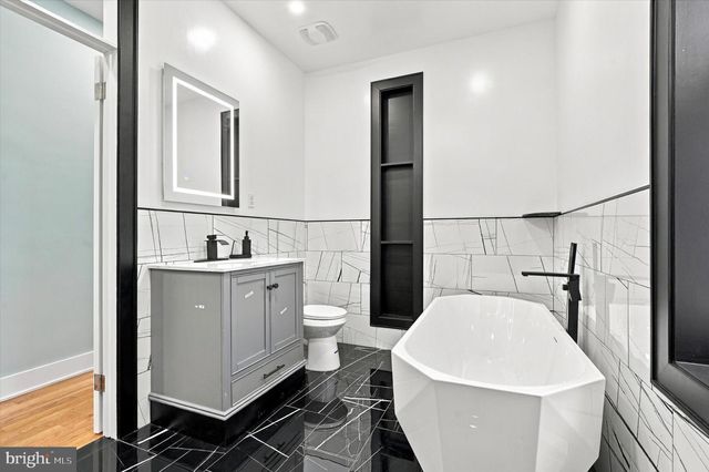 2334 N 17TH ST, Philadelphia, PA 19132