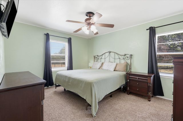 892 Highland Circle, Springtown, TX 76082