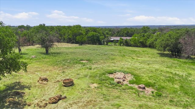 892 Highland Circle, Springtown, TX 76082