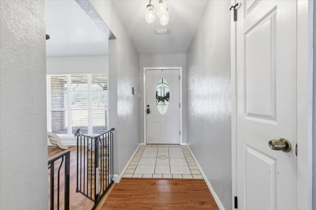 892 Highland Circle, Springtown, TX 76082