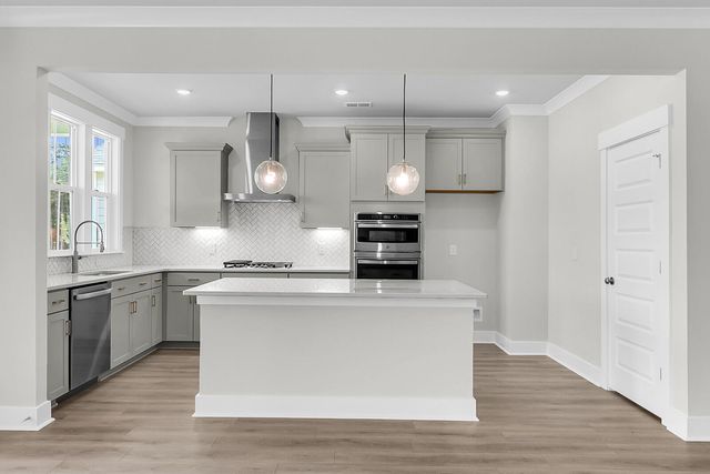 607 Crosswick Street, Summerville, SC 29483