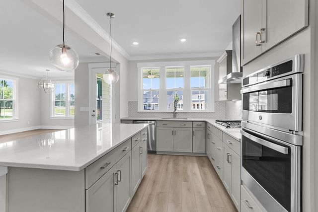 607 Crosswick Street, Summerville, SC 29483