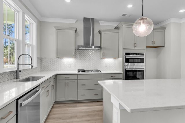 607 Crosswick Street, Summerville, SC 29483
