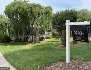 4285 Bending River Trail SW, Lilburn, GA 30047