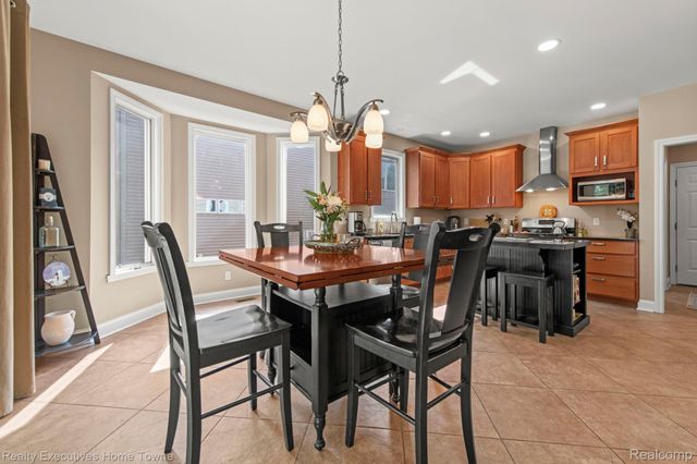 3830 Arlington Avenue, Fort Gratiot Charter Township, MI 48059