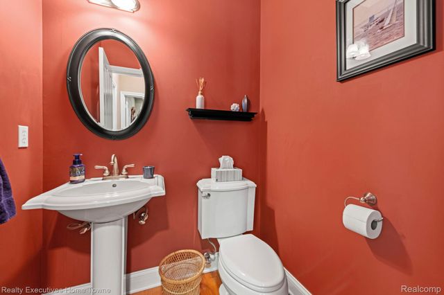 3830 Arlington Avenue, Fort Gratiot Charter Township, MI 48059