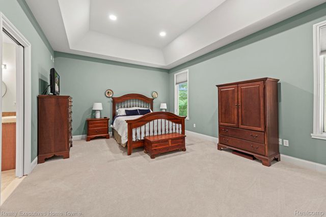 3830 Arlington Avenue, Fort Gratiot Charter Township, MI 48059