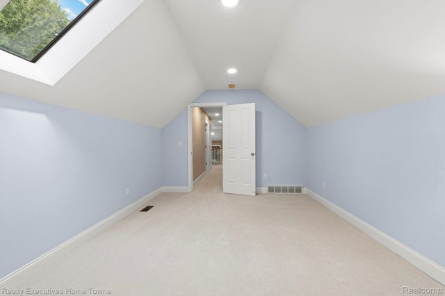 3830 Arlington Avenue, Fort Gratiot Charter Township, MI 48059