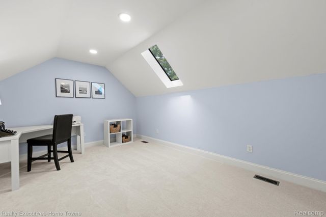 3830 Arlington Avenue, Fort Gratiot Charter Township, MI 48059