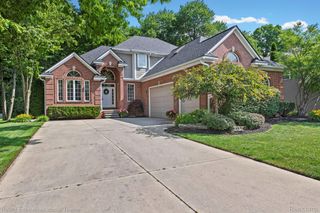3830 Arlington Avenue, Fort Gratiot Charter Township, MI 48059