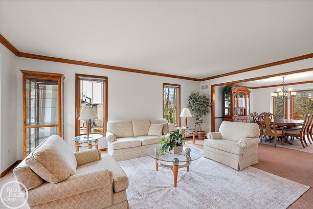 54168 Overbrook Court, Shelby Twp, MI 48316