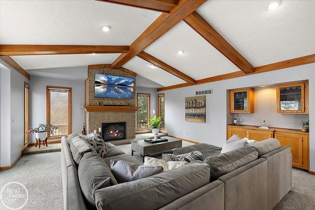 54168 Overbrook Court, Shelby Twp, MI 48316