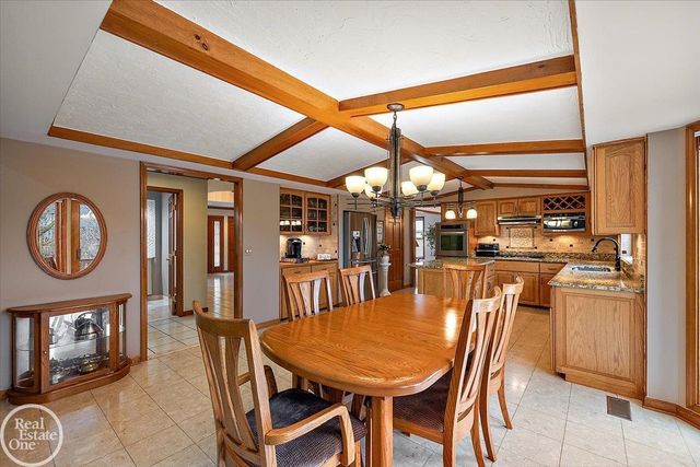 54168 Overbrook Court, Shelby Twp, MI 48316