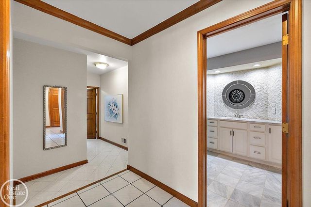 54168 Overbrook Court, Shelby Twp, MI 48316