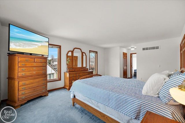 54168 Overbrook Court, Shelby Twp, MI 48316