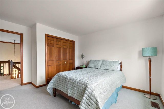 54168 Overbrook Court, Shelby Twp, MI 48316