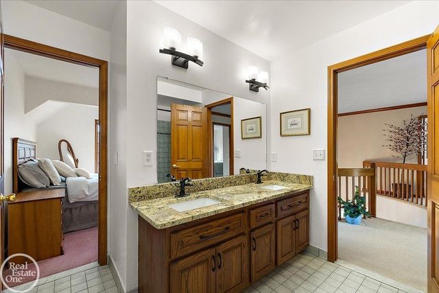 54168 Overbrook Court, Shelby Twp, MI 48316