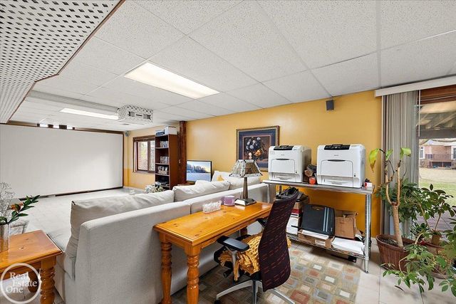 54168 Overbrook Court, Shelby Twp, MI 48316