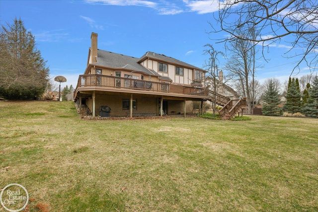 54168 Overbrook Court, Shelby Twp, MI 48316