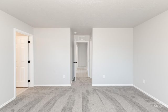 1670 SW Besra Dr, Mountain Home, ID 83647