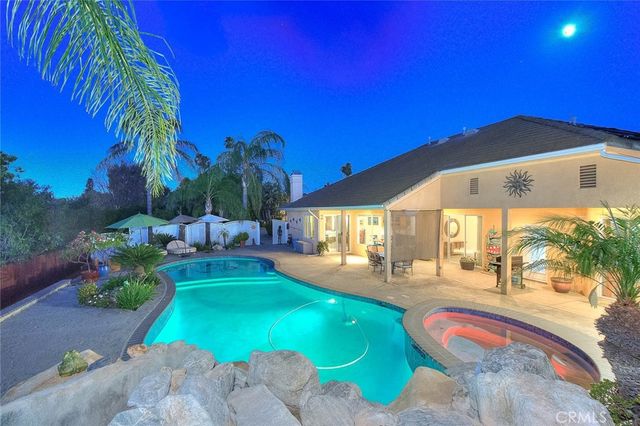 17292 Bali, Riverside, CA 92504