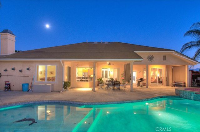 17292 Bali, Riverside, CA 92504