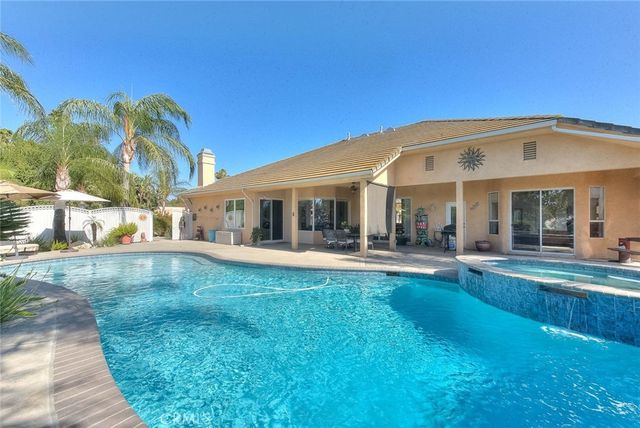 17292 Bali, Riverside, CA 92504