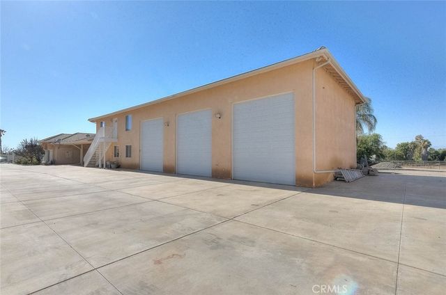 17292 Bali, Riverside, CA 92504