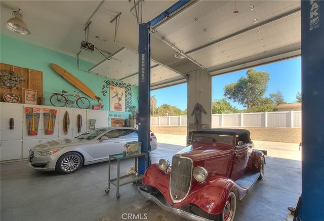 17292 Bali, Riverside, CA 92504