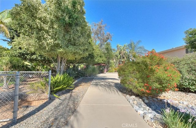 17292 Bali, Riverside, CA 92504