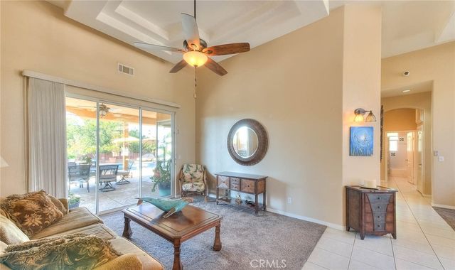 17292 Bali, Riverside, CA 92504