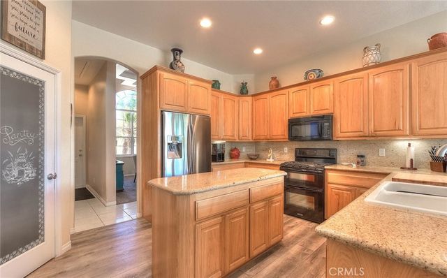 17292 Bali, Riverside, CA 92504