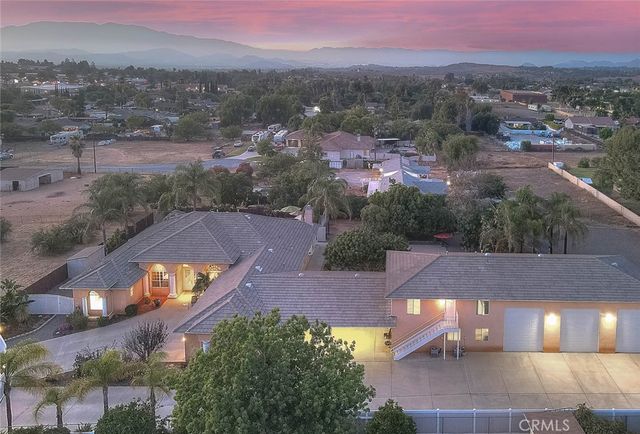 17292 Bali, Riverside, CA 92504