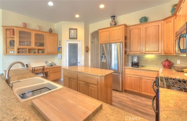 17292 Bali, Riverside, CA 92504