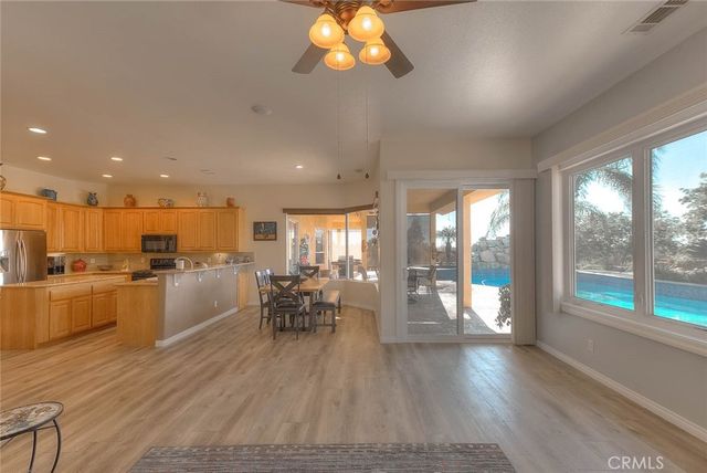 17292 Bali, Riverside, CA 92504