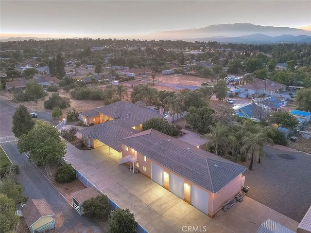 17292 Bali, Riverside, CA 92504