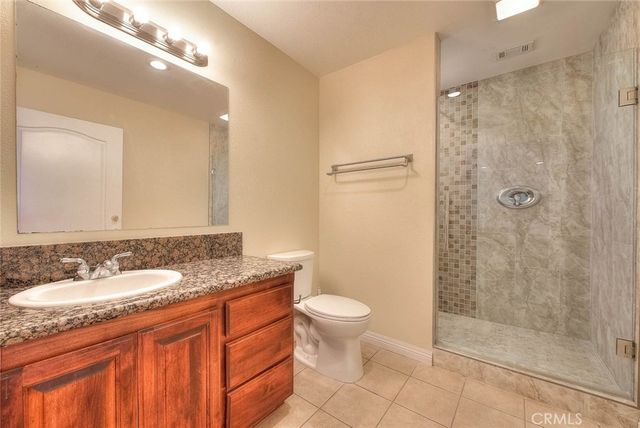 17292 Bali, Riverside, CA 92504