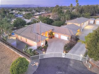17292 Bali, Riverside, CA 92504