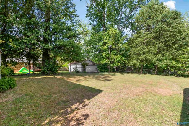 141 NE Brookwood Circle, Arab, AL 35016