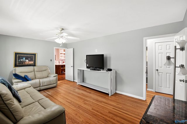 141 NE Brookwood Circle, Arab, AL 35016