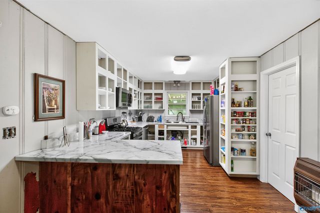 141 NE Brookwood Circle, Arab, AL 35016