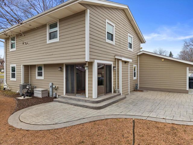 W181N8284 Destiny DRIVE, Menomonee Falls, WI 53051